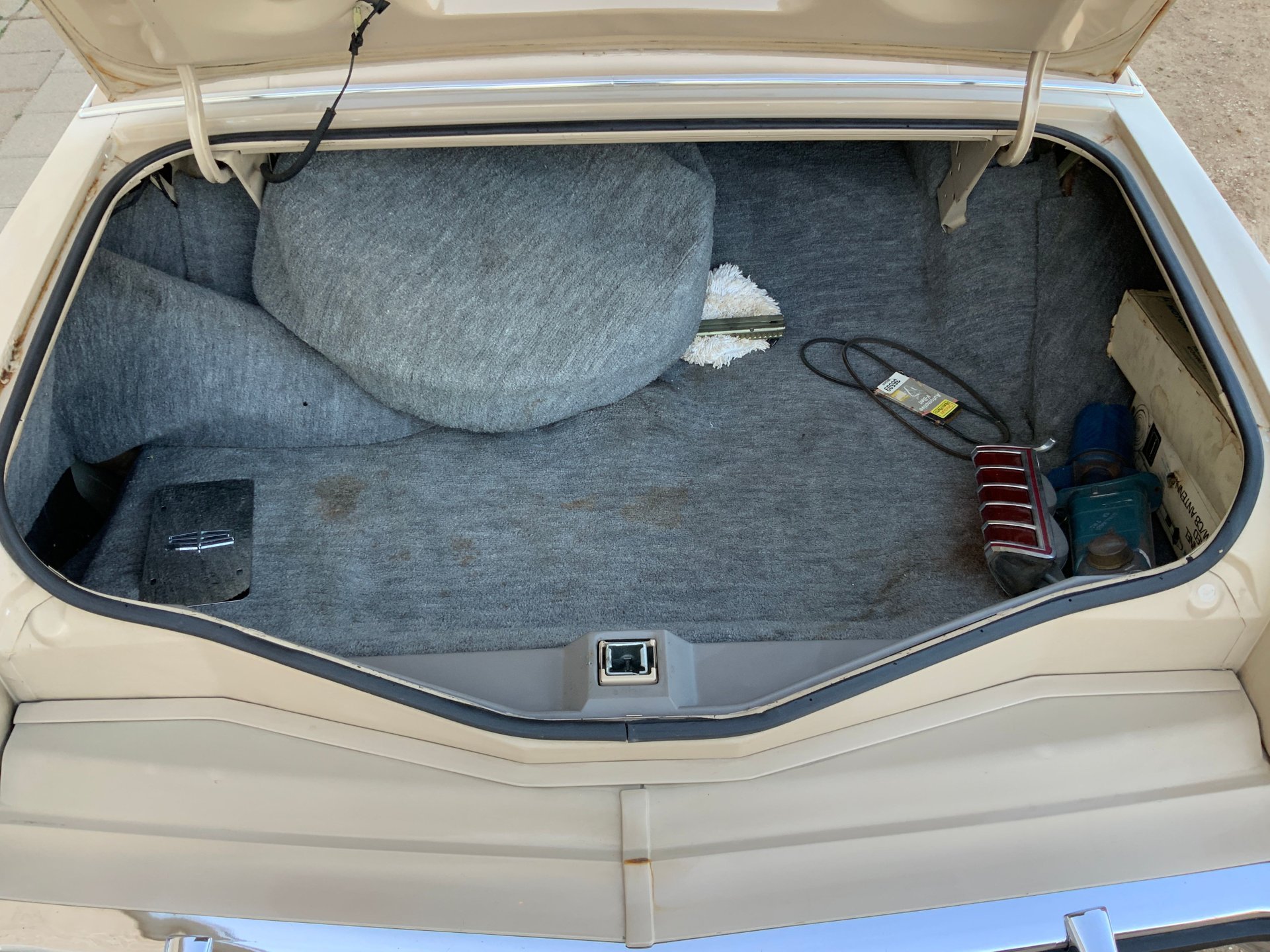 1978 Lincoln Mark V - Image 17