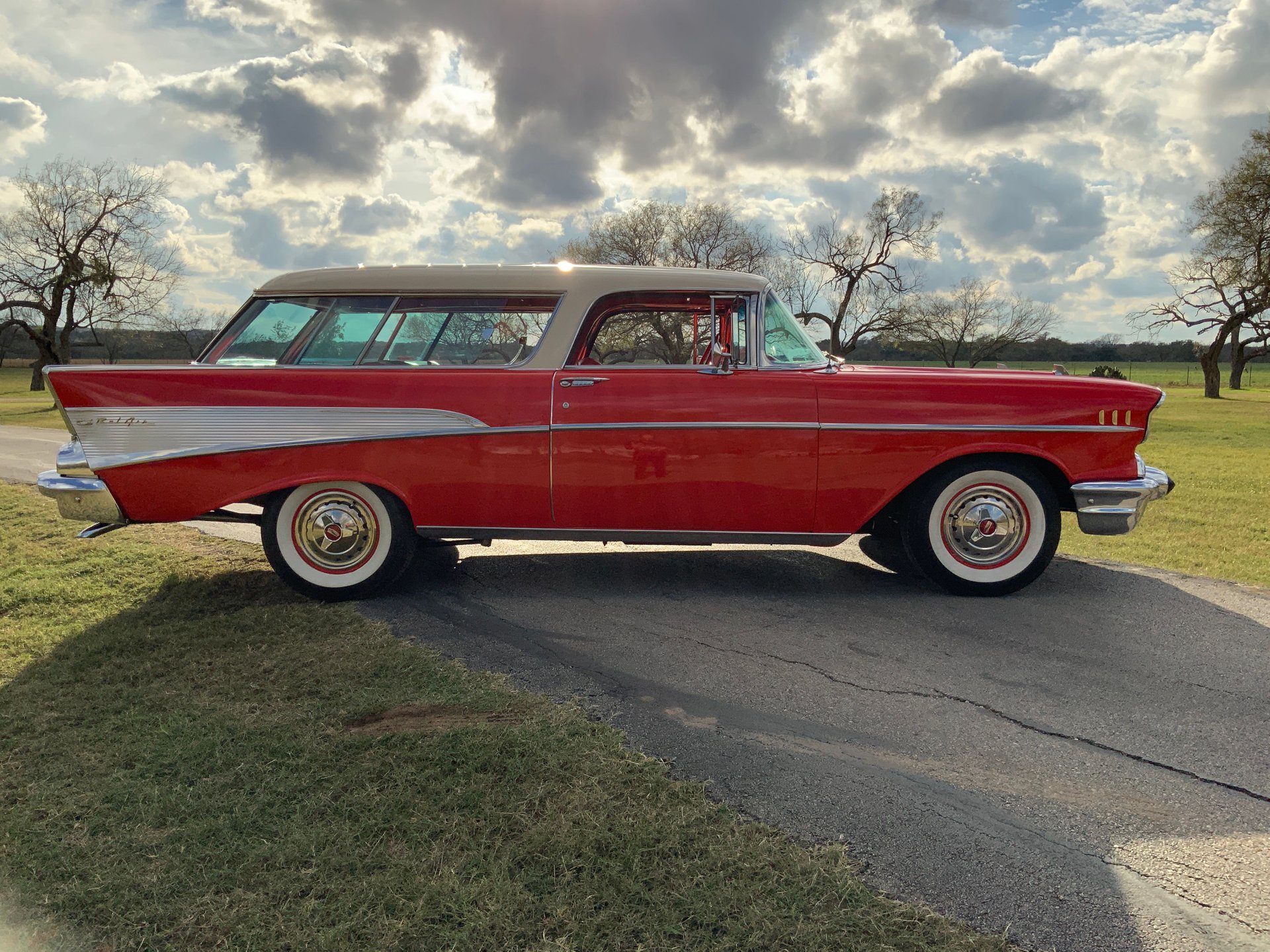 1957 Chevrolet Nomad - Image 2