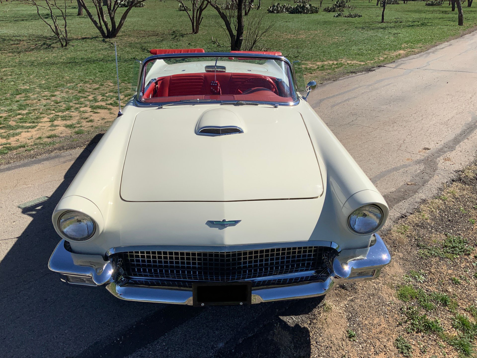 1957 Ford Thunderbird - Image 10